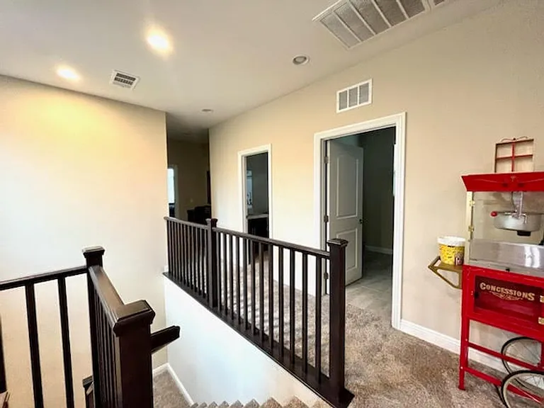 8084 Skye Dragon St — Photo 20