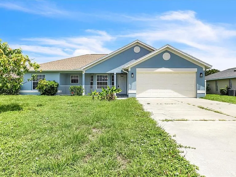 1708 Blue Lake Cir — Photo 1