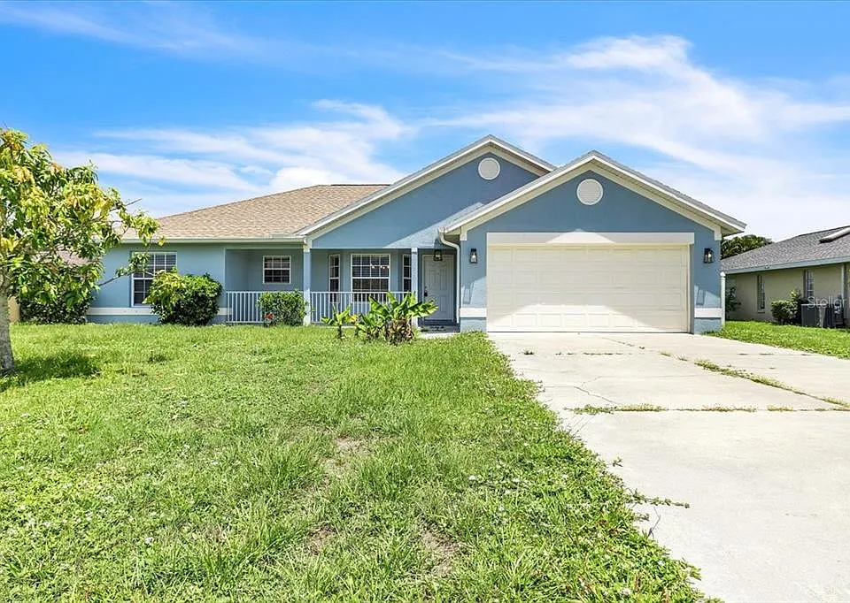 1708 Blue Lake Cir