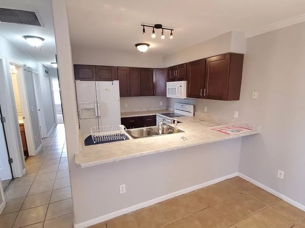 222 S Julian St APT A