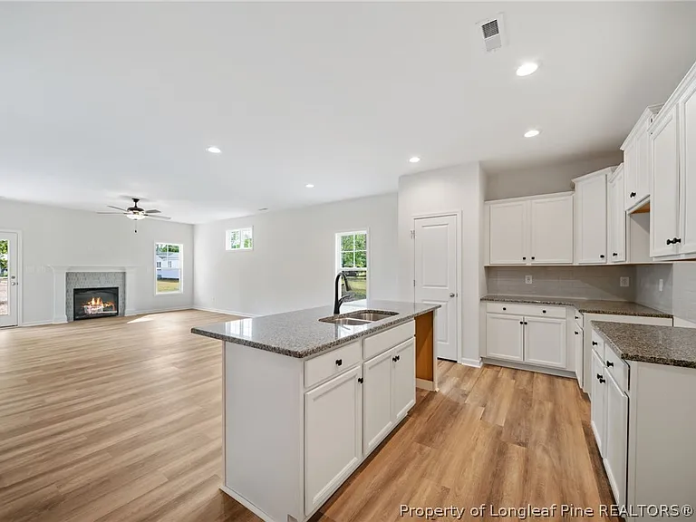 4052 Lofton St — Photo 4
