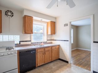 420 S Hanley Rd #1, Clayton, MO 63105