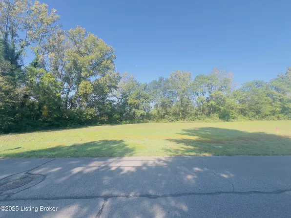 13810 Bohannon Ave, Louisville, KY 40272