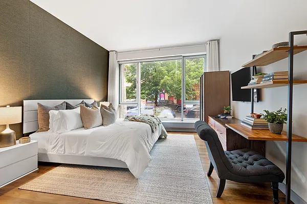 Sold by Compass | media 3