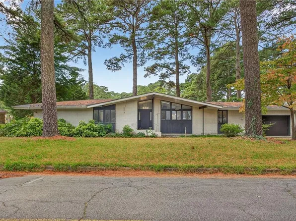 2805 Acres Rd, Portsmouth, VA 23703