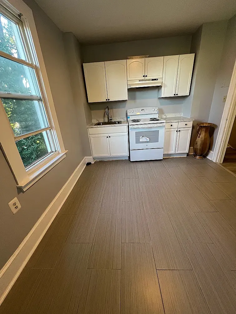 4213 Old Frederick Rd — Photo 2
