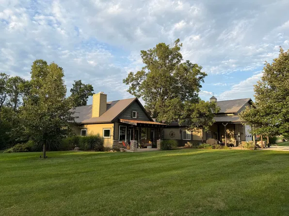 21957 Minburn Rd, Minburn, IA 50167