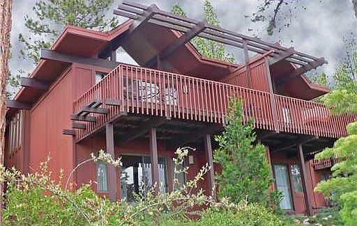 2nd image of 557 Lakeshore Blvd #114