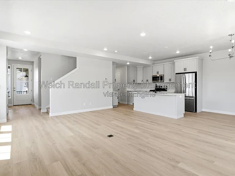 1452 N Pleasant View Dr — Photo 5