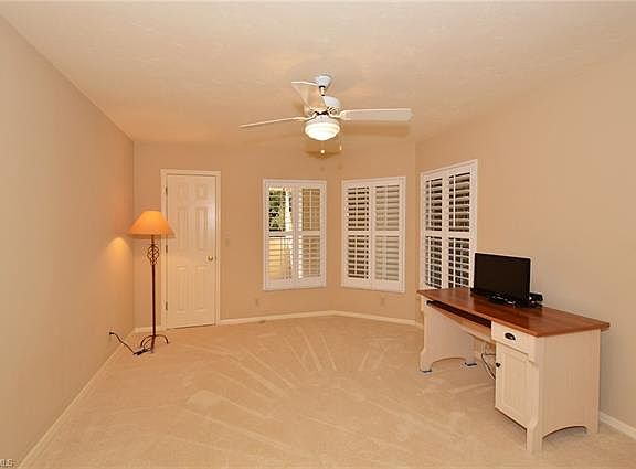 4th image of 26910 Wedgewood Dr APT 204