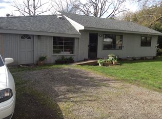 963 W Main St, Molalla, OR 97038
