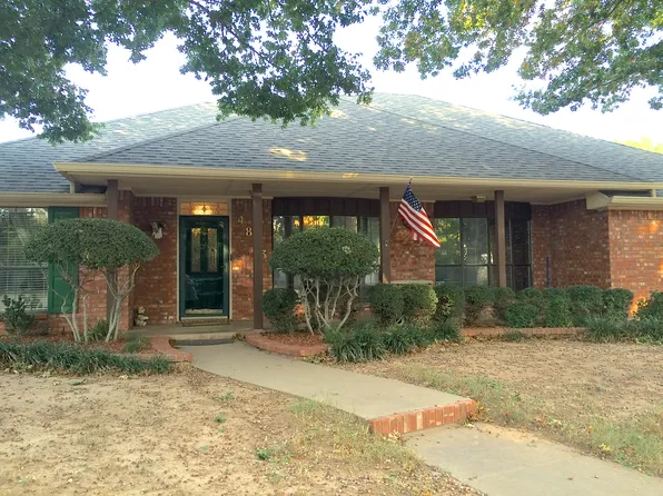4823 Royal Oak St, Wichita Falls, TX 76308