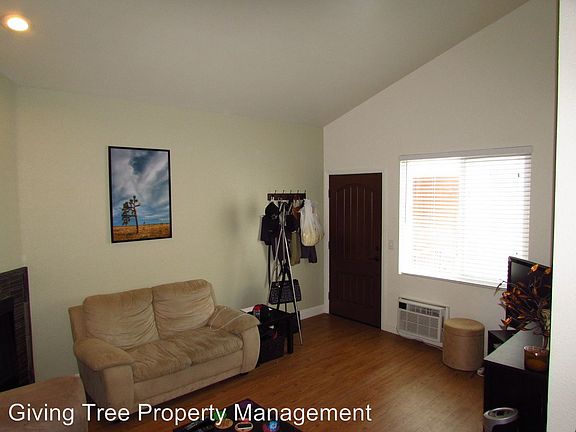 2nd image of 4459 Arizona St APT 5