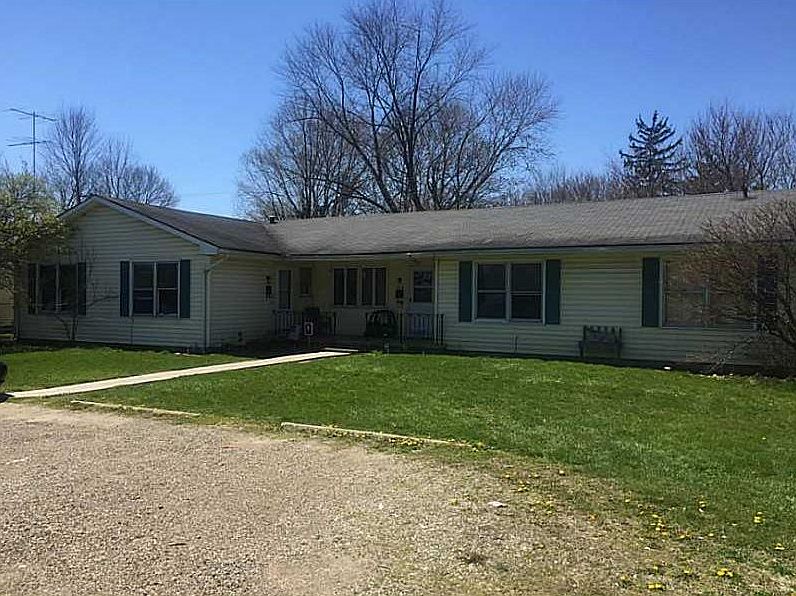 1st image of 436 Poplar St