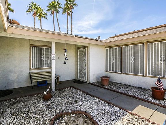 4th image of 3845 El Paso Dr