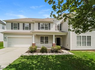 16826 Macanthra Dr, Charlotte, NC 28213