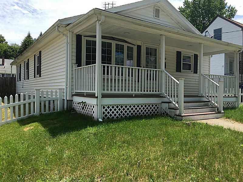 2nd image of 240 Jenckes St