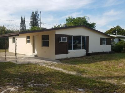 421 SW 25th Ter, Fort Lauderdale, FL, 33312