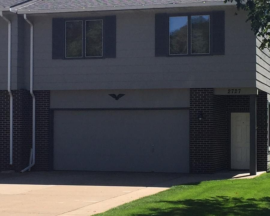 1st image of 2727 Mississippi St