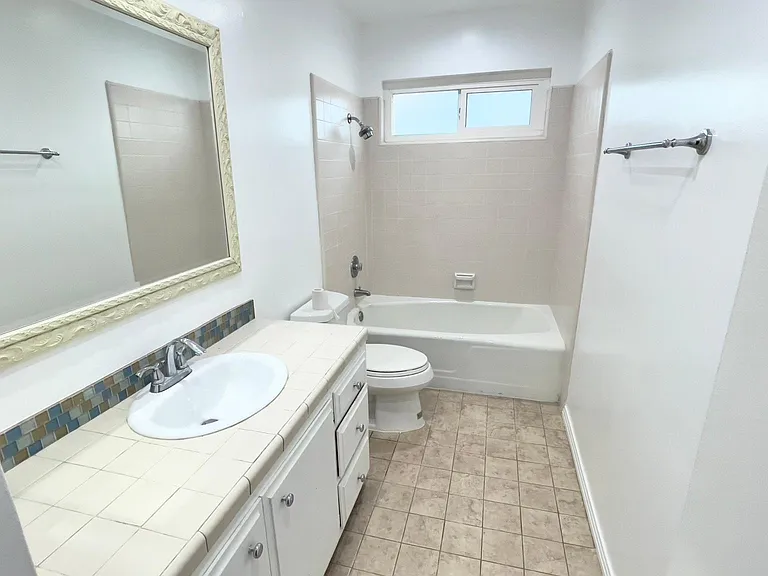 5215 Sepulveda Blvd — Photo 14