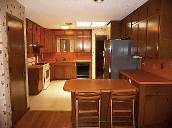 5th image of 3915 Parker Blvd