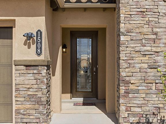 5th image of 1508 Challedon Dr SE