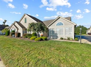 201 River Glen Dr NE, Warren, OH 44484