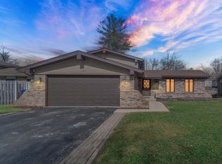 1124 Jamie Ln, Homewood, IL 60430