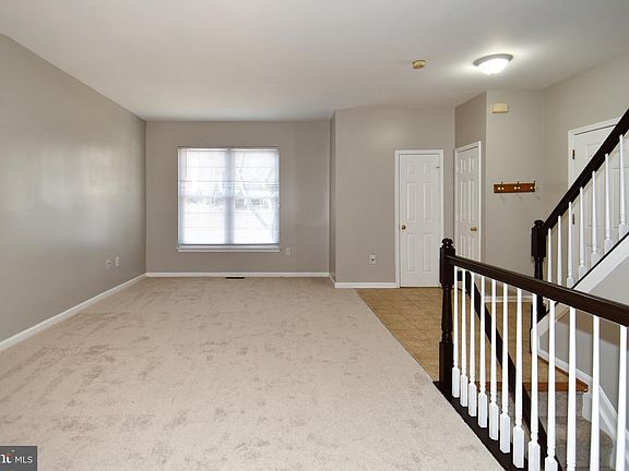 3rd image of 15719 Lansdale Pl