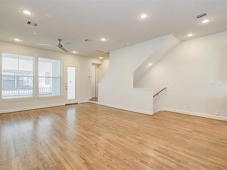 2810 Grand Fountains Dr #B — Photo 11