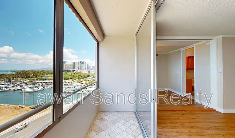 1676 Ala Moana Blvd #907 — Photo 16