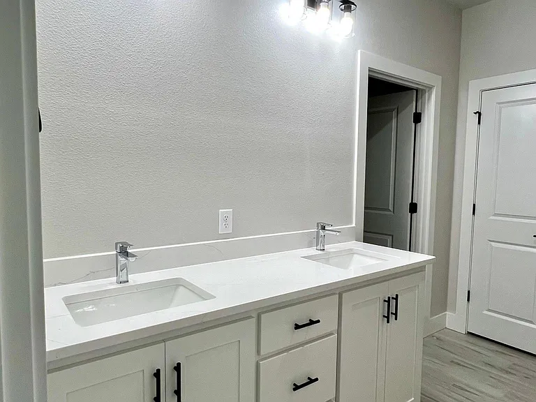 5815 Virginia Ave — Photo 9