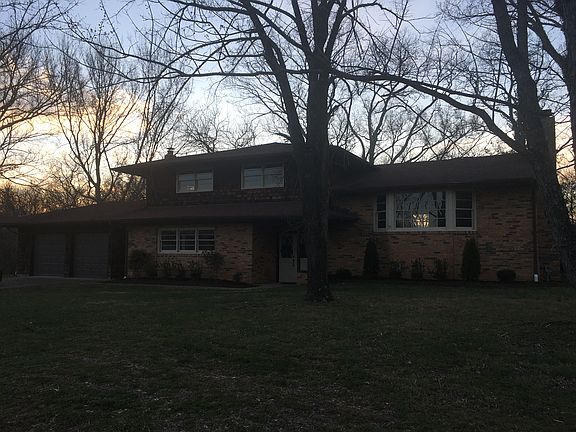 2nd image of 115 Brookhaven Trl