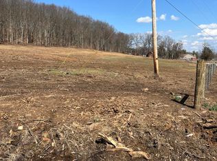 9999 Pergram Rd, Owingsville, KY 40360