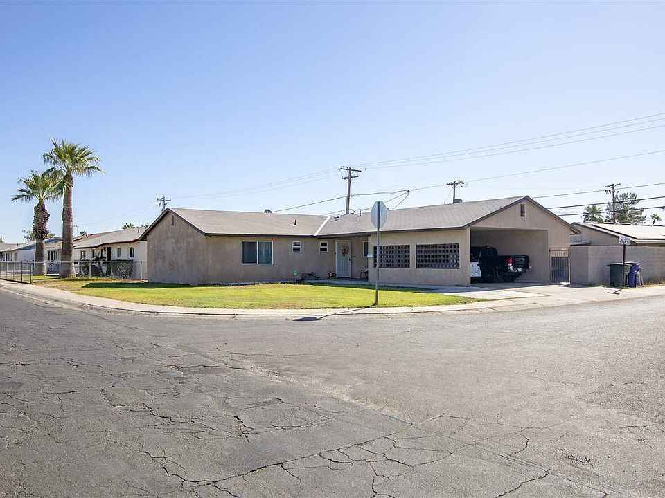 1st image of 905 E 26th Pl