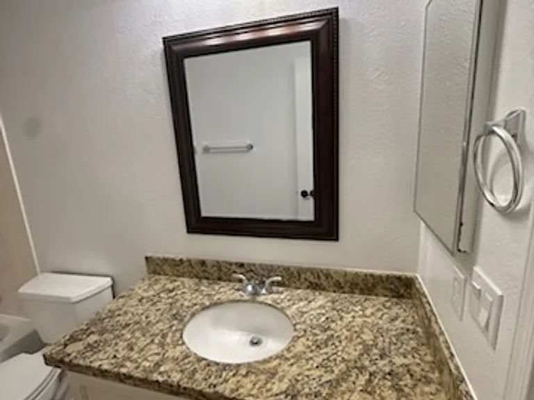 1231 N Firehouse Ct — Photo 24