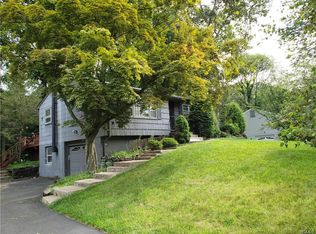 29 Glenbrook Rd, Monsey, NY 10952