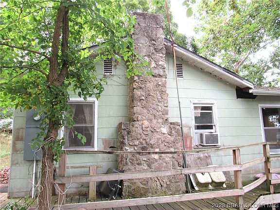 2nd image of 27828 Lindsey Ln