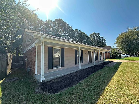 2nd image of 4624 Wicklow Dr