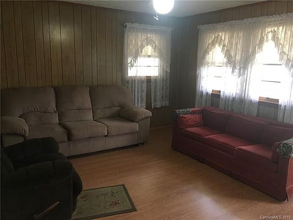 4th image of 5172 Hidden Acres Ln