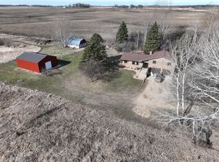 58533 243rd St, Litchfield, MN 55355
