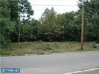 2nd image of 40 Cumberland Ave