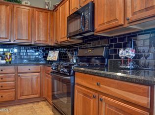 41321 N Prestancia Dr, Phoenix, AZ 85086