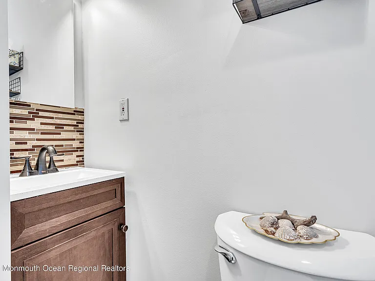 57 Fielder Ave — Photo 23