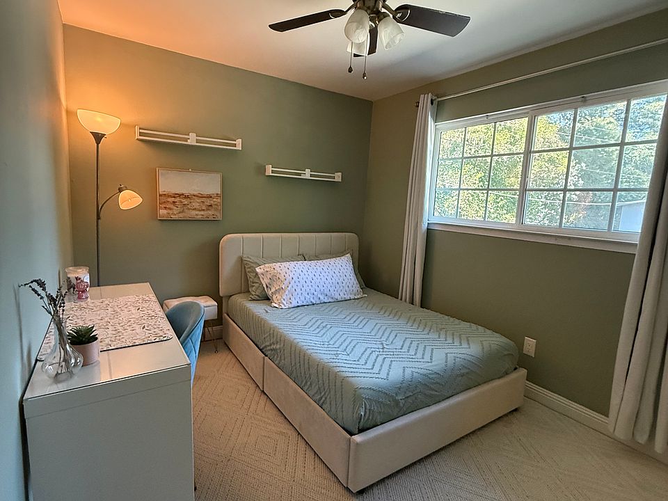 1st image of 5794 Hoffman Ln #4