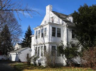 114 Vernon St, Worcester, MA 01610