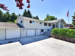 911 Pecks Canyon Rd, Yakima, WA 98908