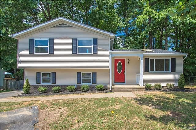 1st image of 1006 Arch Hill Dr