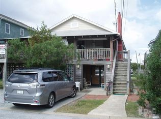 16 W Henderson St, Wrightsville Beach, NC 28480
