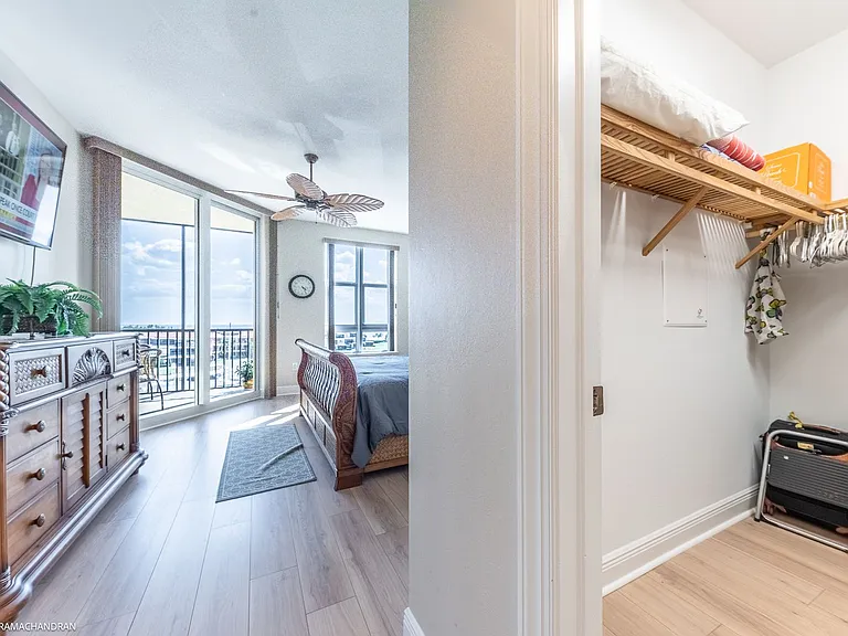 3313 Sunset Key Cir #403 — Photo 28